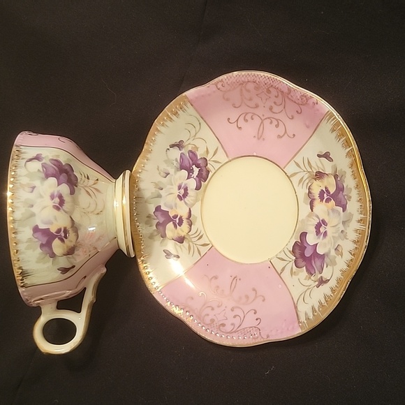 Japanese Tea Cup & Saucer Set - Picture 3 of 5